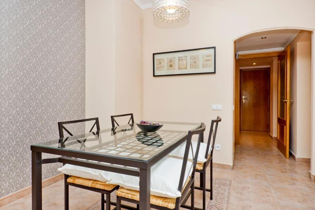 Glorias:Sagrada Familia 15 Minutos - Playa 20 Minutos Apartment Barcelona Luaran gambar